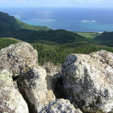 野底岳