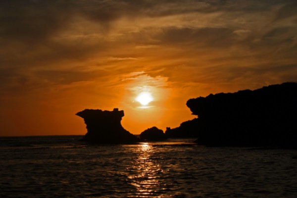 沖縄本島で絶景の夕日を楽しむ！人気のサンセットスポット５選！