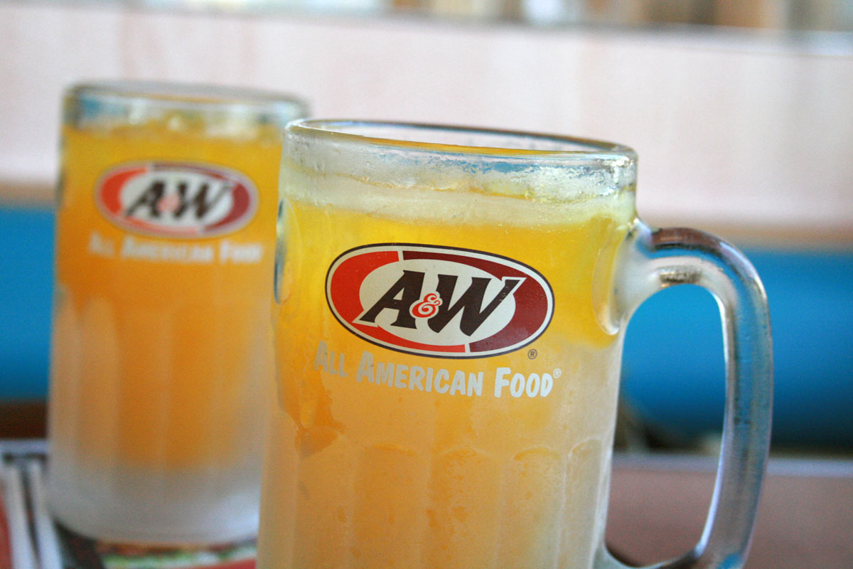 A＆W